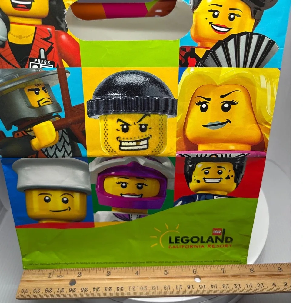 LEGOLAND California Resort The LEGO Movie World Souvenir Shopping‎ Bags Set of 2